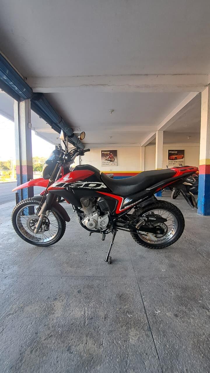 HONDA BROS 160 ESDD LATERAL ESQUERDA